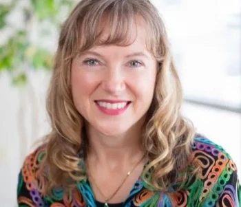 DR. LAURA SHWALUK